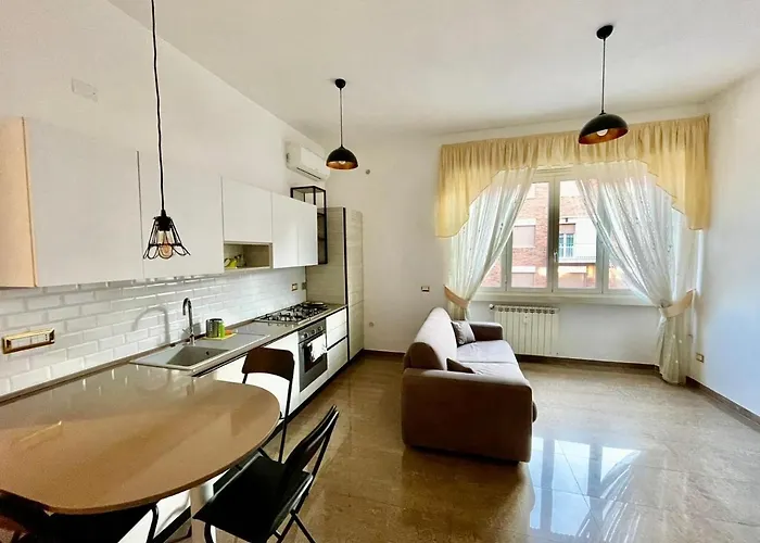 Interno Dieci * Rome